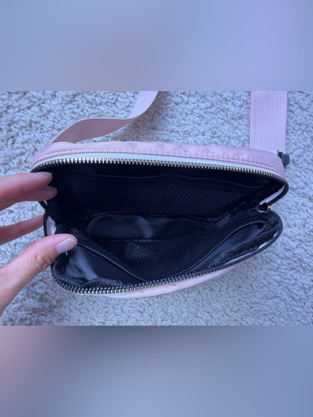 Pearl-Embellished Pink Crossbody Belt Bag - Picture 5 of 9